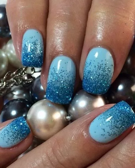 blaue-funkelnde-nagel-26-2 Blaue funkelnde Nägel